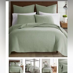 LEVTEX HOME CROSS STITCH QUILT